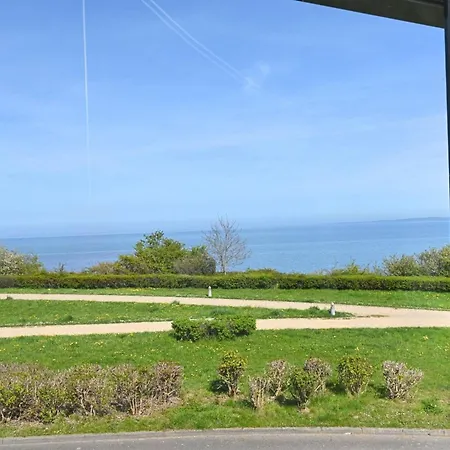 Hohes-ufer-meer-aussicht * Hohwacht
