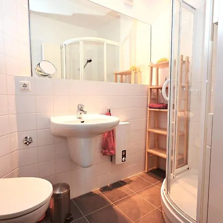 Hohes-ufer-meer-aussicht *